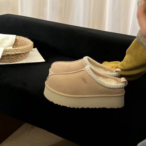 UGG Tasman Slippers Mustard Seed - Picture 2 of 9